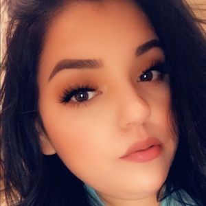 Meet your Posher, Veronica